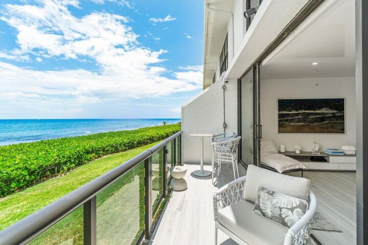 Property Photo:  3115 S Ocean Boulevard 104  FL 33487 