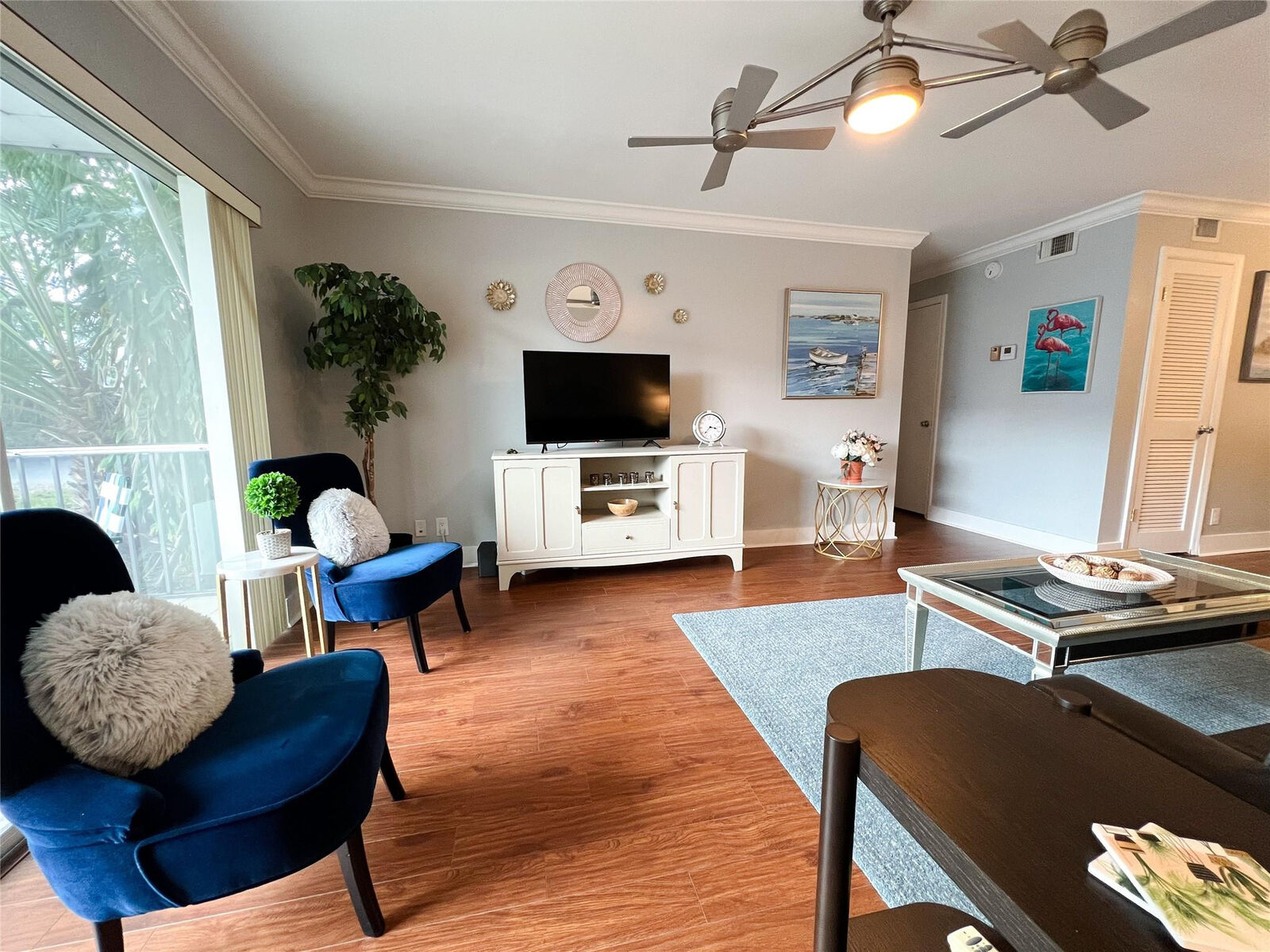 Property Photo:  6239 Bay Club Drive 1  FL 33308 