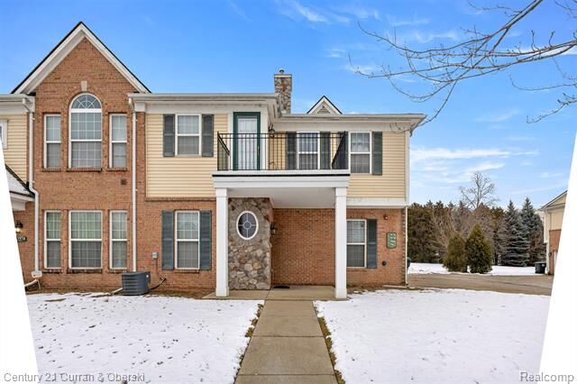 Property Photo:  23970 Northstone Village Drive  MI 48180 