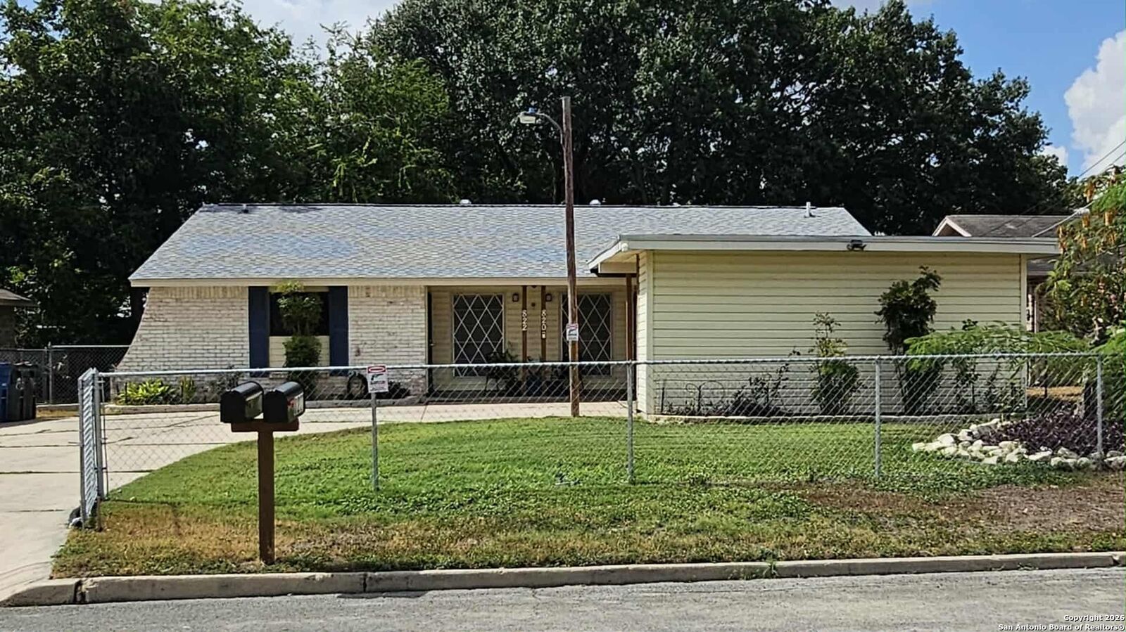 Property Photo:  820 Durr  TX 78214 