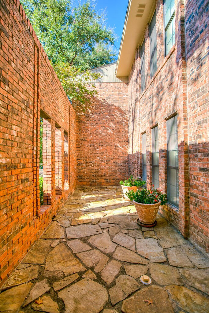 Property Photo:  5114 Fairway Drive  TX 76904 