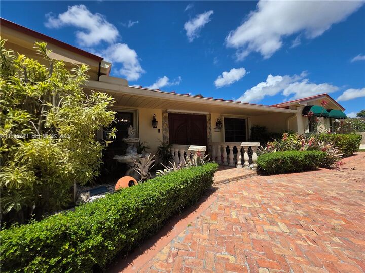 Property Photo:  14545 SW 75th St  FL 33183 