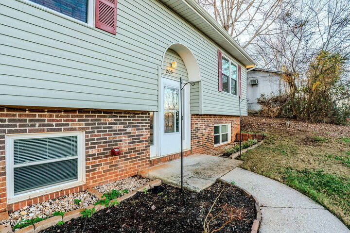 Property Photo:  205 Blue Ridge Lane  TN 37865 
