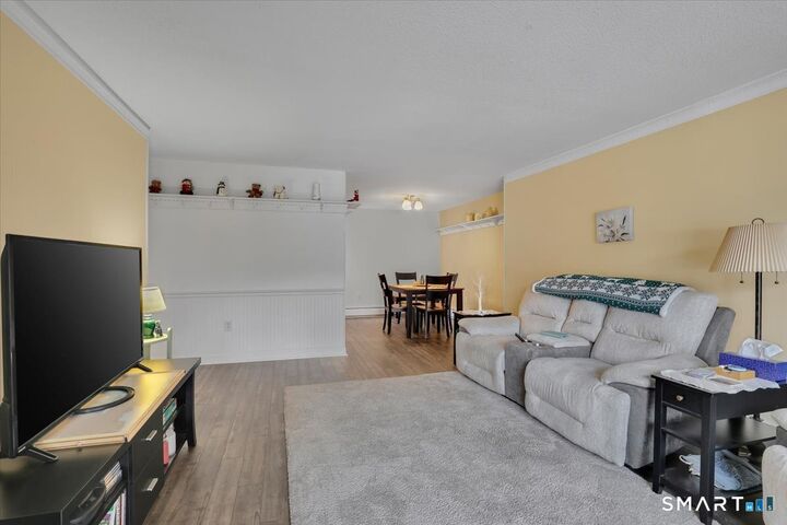 Property Photo:  655 Talcottville Road Apt 45  CT 06066 