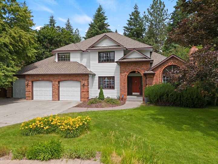 Property Photo:  13419 N Whitehouse Ct  WA 99208 