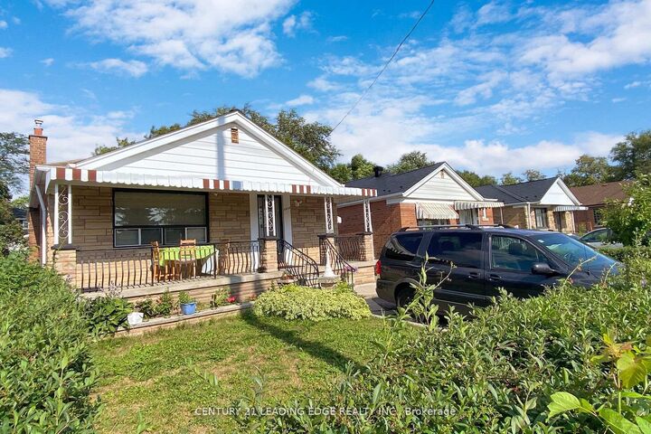 Property Photo:  1215 Warden Avenue Bsmt  ON M1R 2R3 