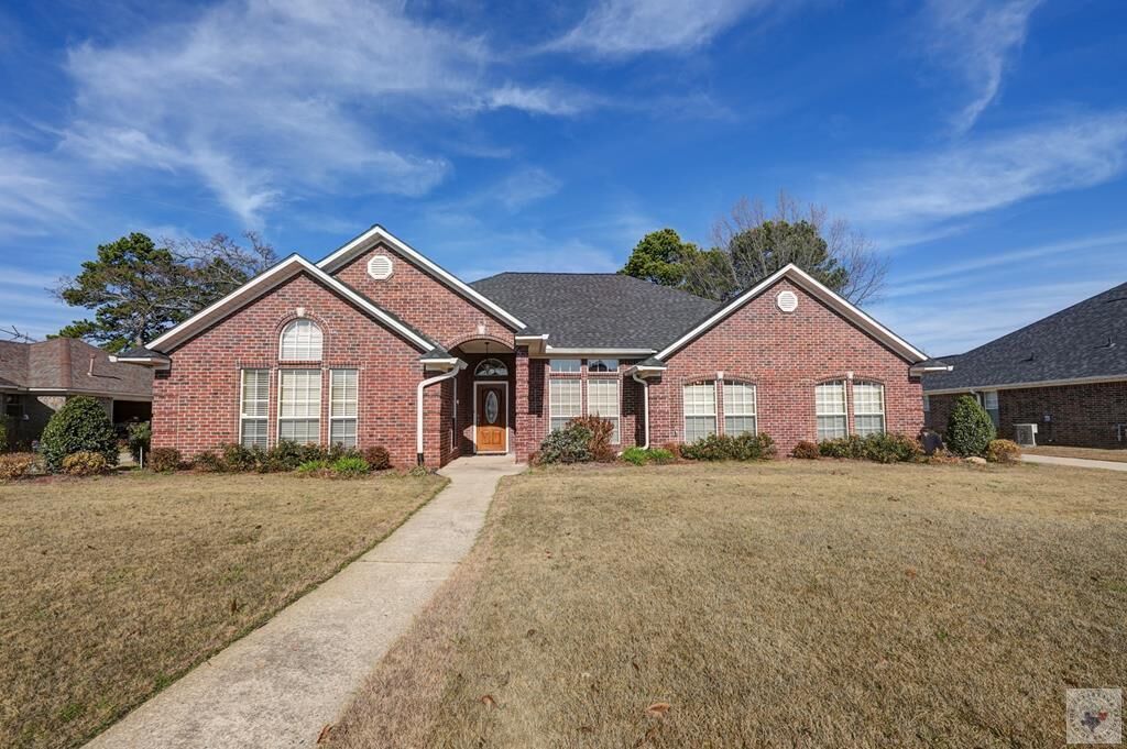 Property Photo: 6133 Timberwood Ln AR 71854