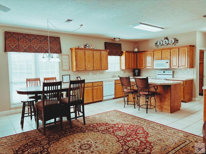 Property Photo:  6014 Cathedral  AR 71854 