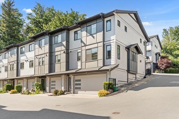 Photo de la propriété:  34825 Delair Road 19  BC V2S 2E1 