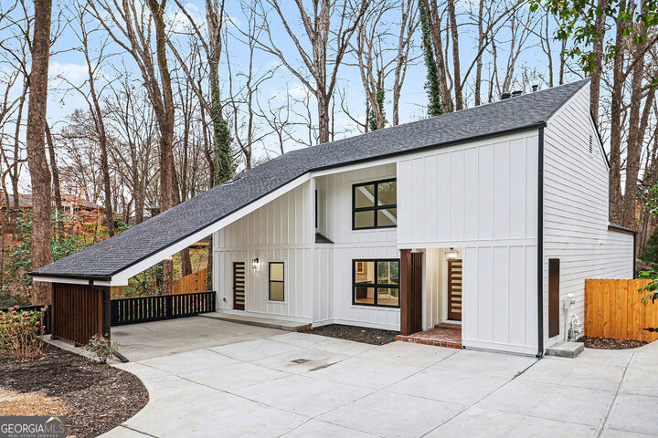 Property Photo:  2360 Bradcliff Drive NE  GA 30345 