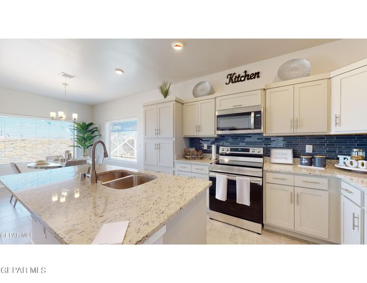 Property Photo:  12821 Kingsbury Avenue  TX 79928 