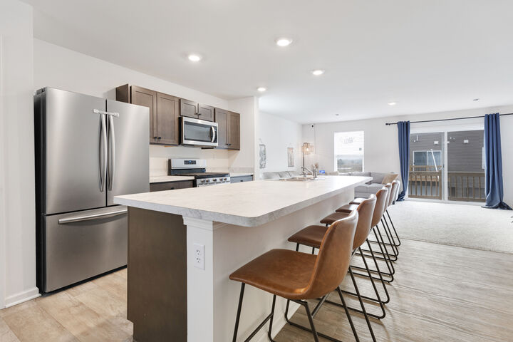 Property Photo:  814 Briar Glen Court  IL 60140 