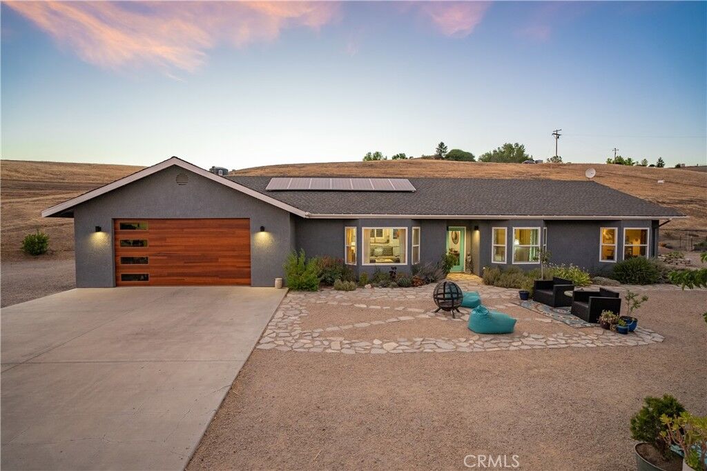 Property Photo:  2750 Lazy Hill Road  CA 93451 