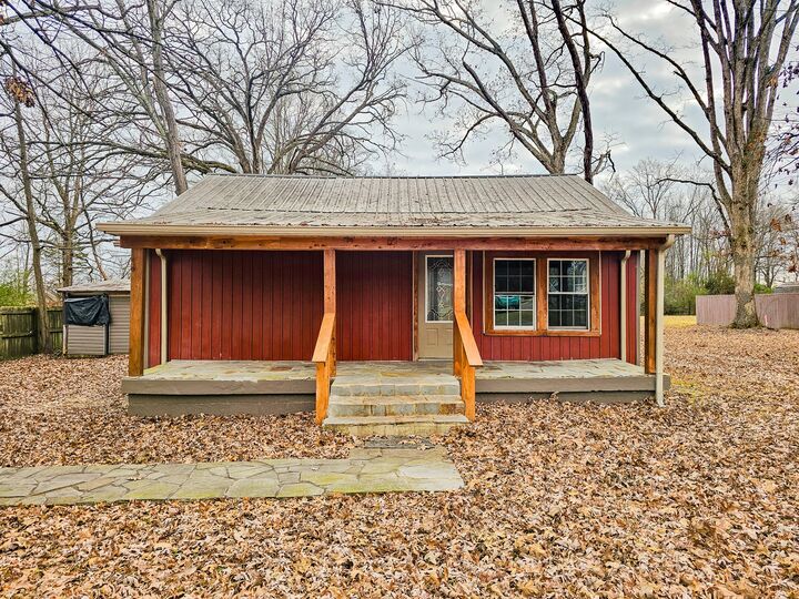 Property Photo:  502 E Monroe St  TN 37388 