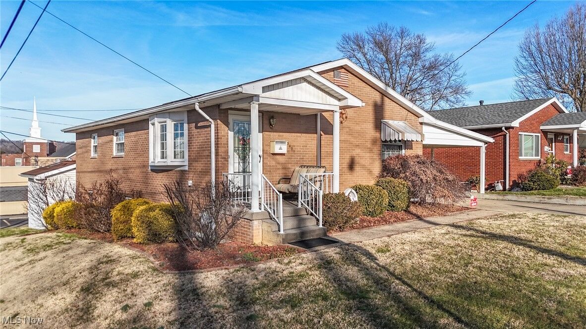 Property Photo:  3401 6th Avenue  WV 26105 