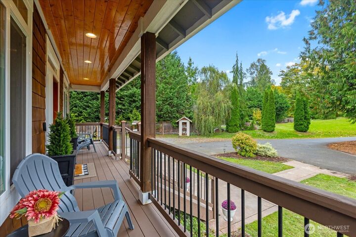 Property Photo:  25204  19th Avenue NE  WA 98223 