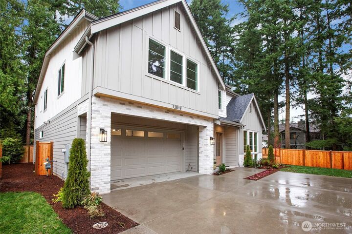 Property Photo:  12819 NE 65th Lane  WA 98033 