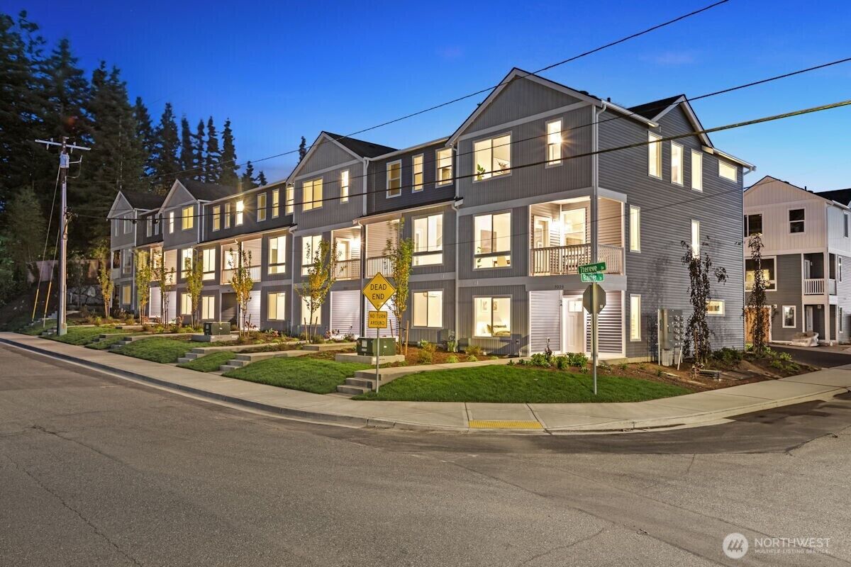 Property Photo: 7027 Rainier Drive D WA 98203