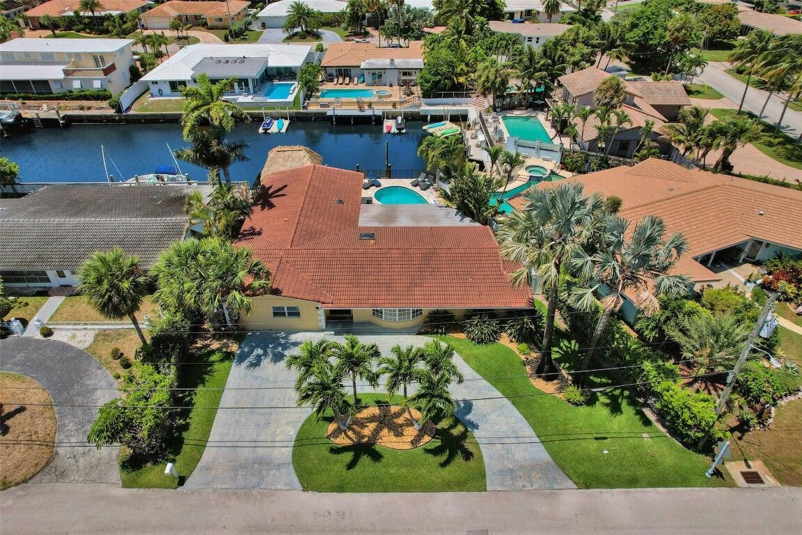 Property Photo:  2051 Coral Reef Drive  FL 33062 