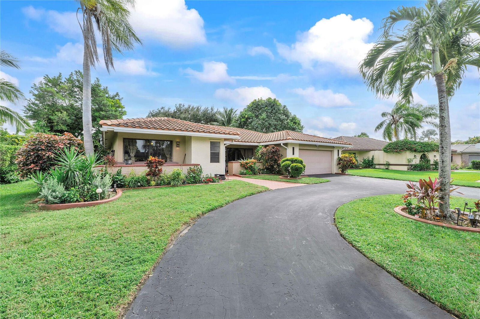 Property Photo:  10162 NW 16th Court  FL 33071 