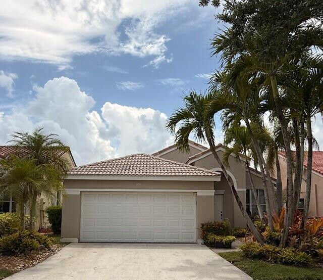 Property Photo:  920 Savannah Falls Drive  FL 33327 