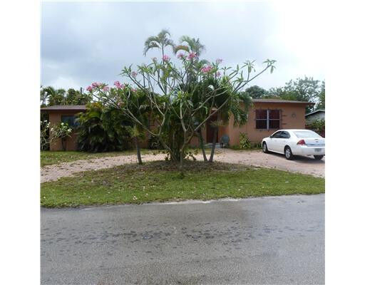 Property Photo: 2882 SW 12th Street FL 33312