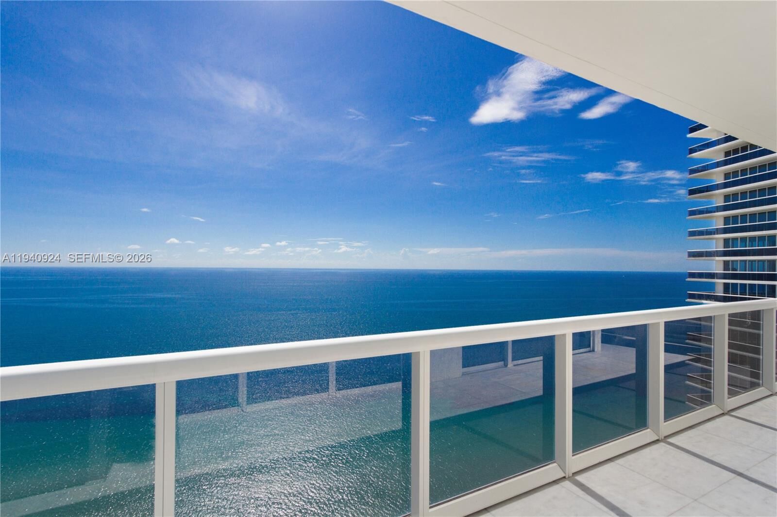 Property Photo:  1800 S Ocean Dr Ph4404  FL 33009 