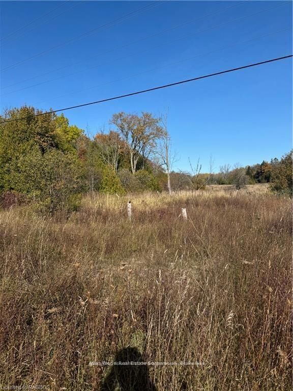 Property Photo:  3288 Hwy 6 N/A  ON N0H 1W0 