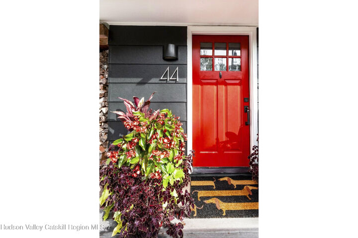 Property Photo:  44 Turner  NY 12494 