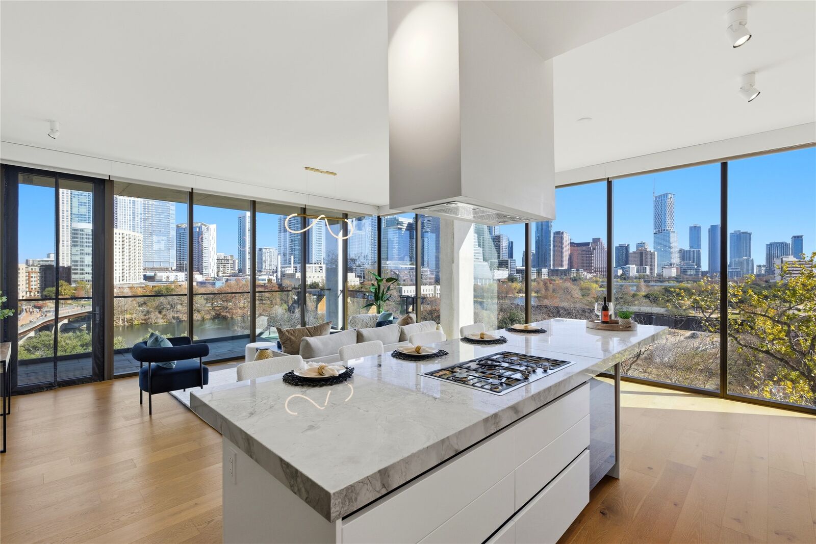 Property Photo:  1211 W Riverside Drive W 6B  TX 78704 