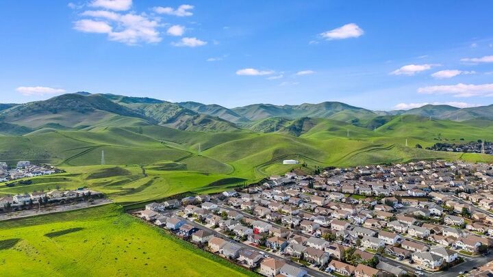 Property Photo: 1954 Canyon Oaks Cir CA 94565