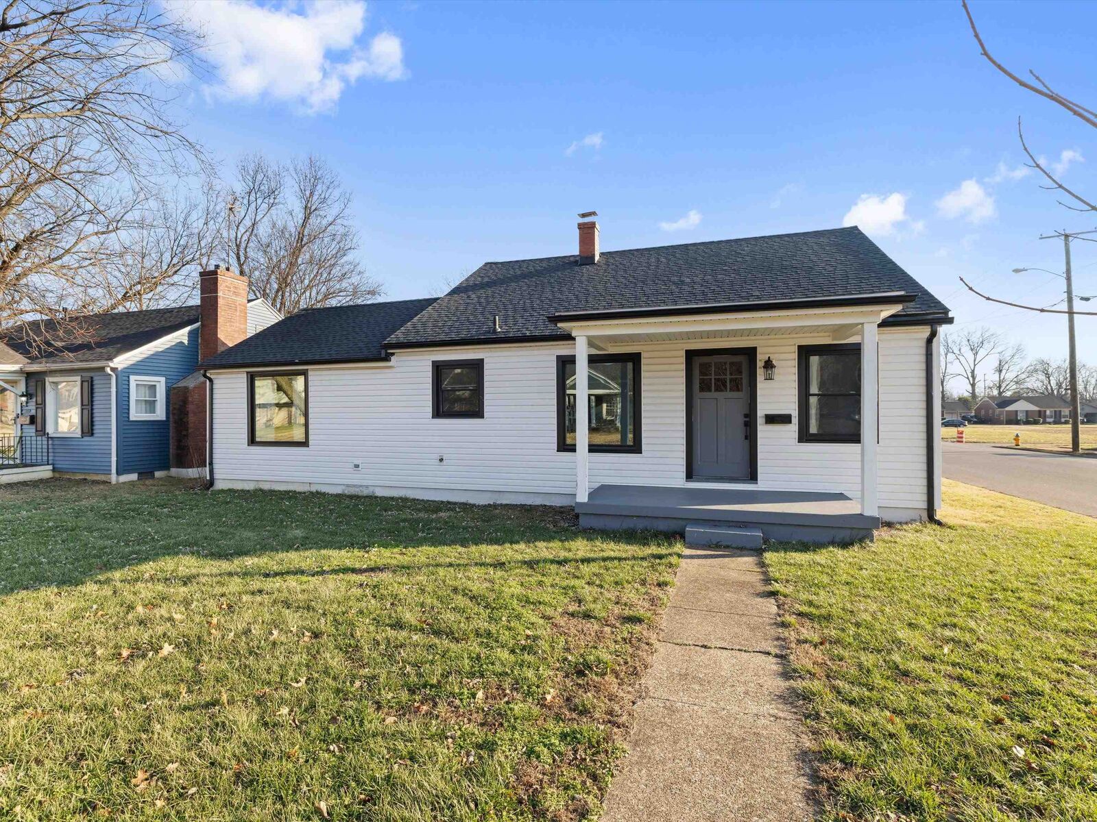 Property Photo:  914 Maple Ave  KY 42301 