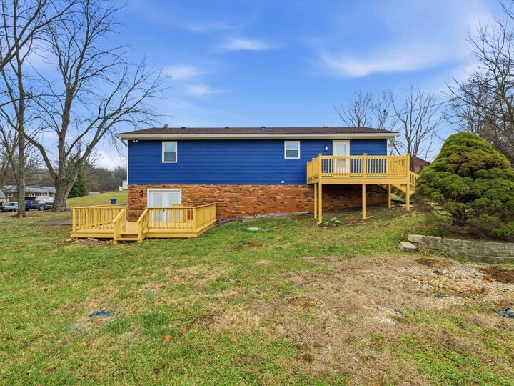 Property Photo:  995 Ernest Lane  KY 42420 