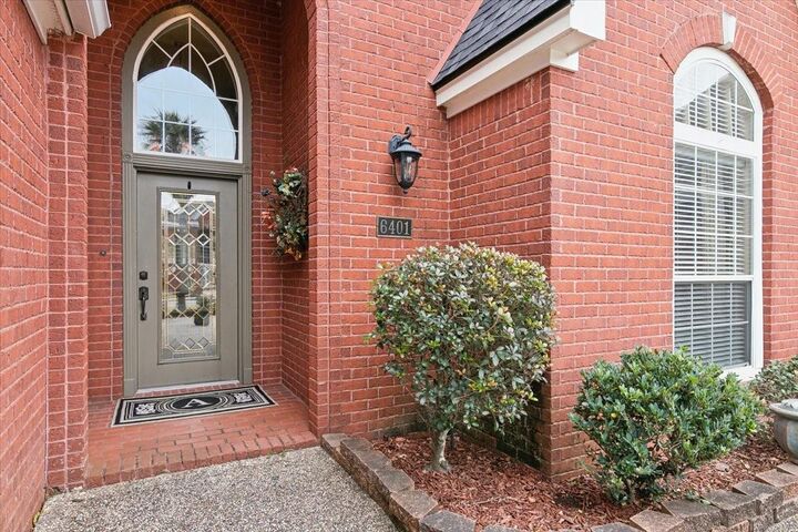 Property Photo: 6401 Steeple Chasse Drive TX 77632