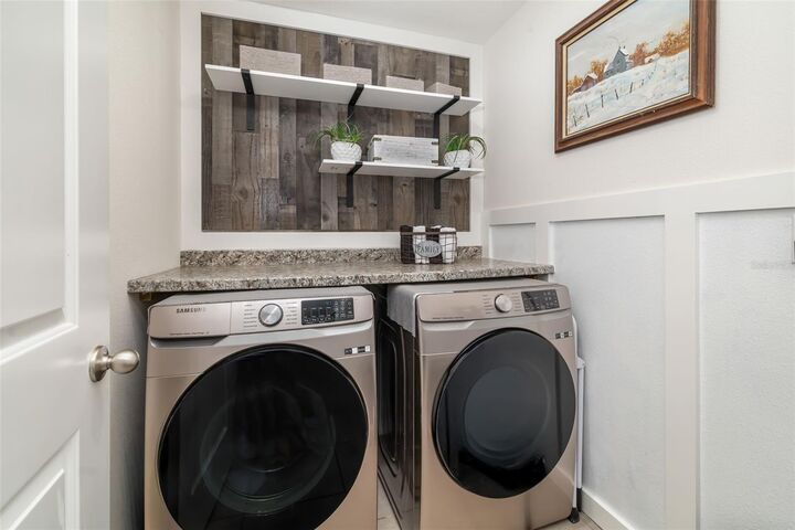 Property Photo: 12212 High Rock Way FL 34219