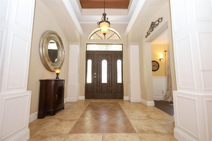 Property Photo:  615 Citrus Avenue  FL 32765 