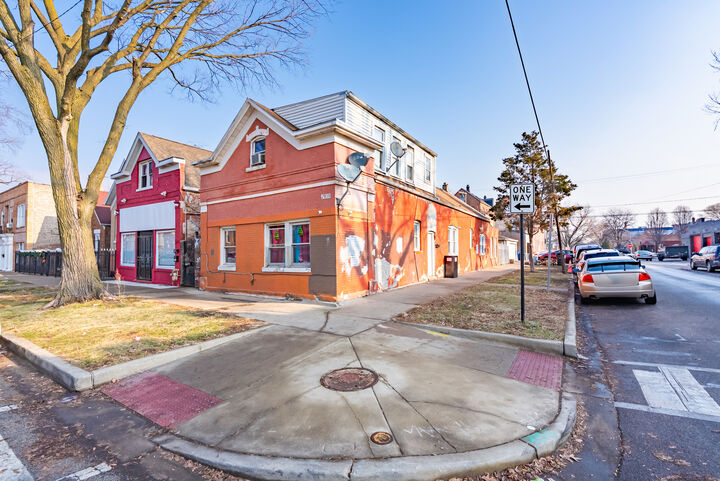 Property Photo:  2859 S Homan Avenue  IL 60623 