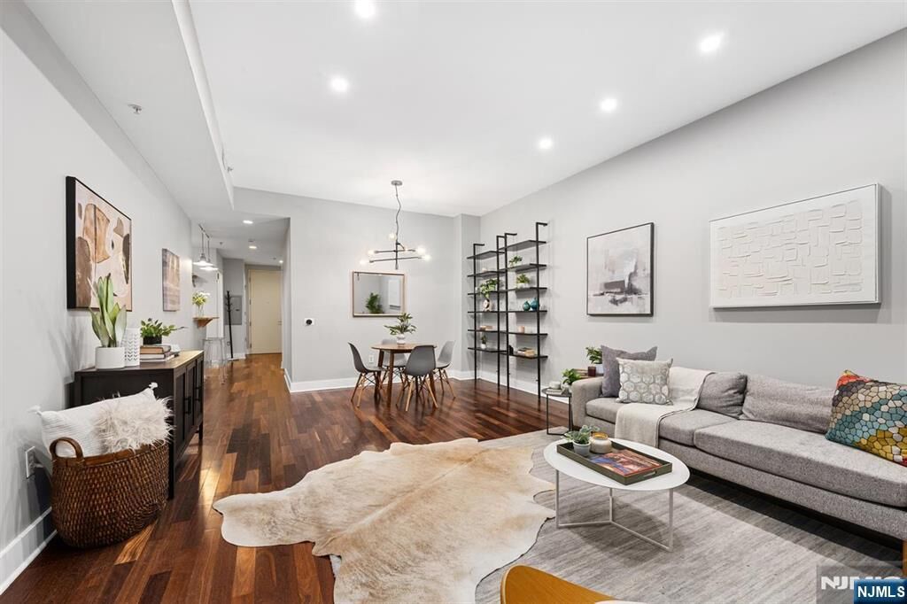 Property Photo:  159 2nd Street 403  NJ 07302 