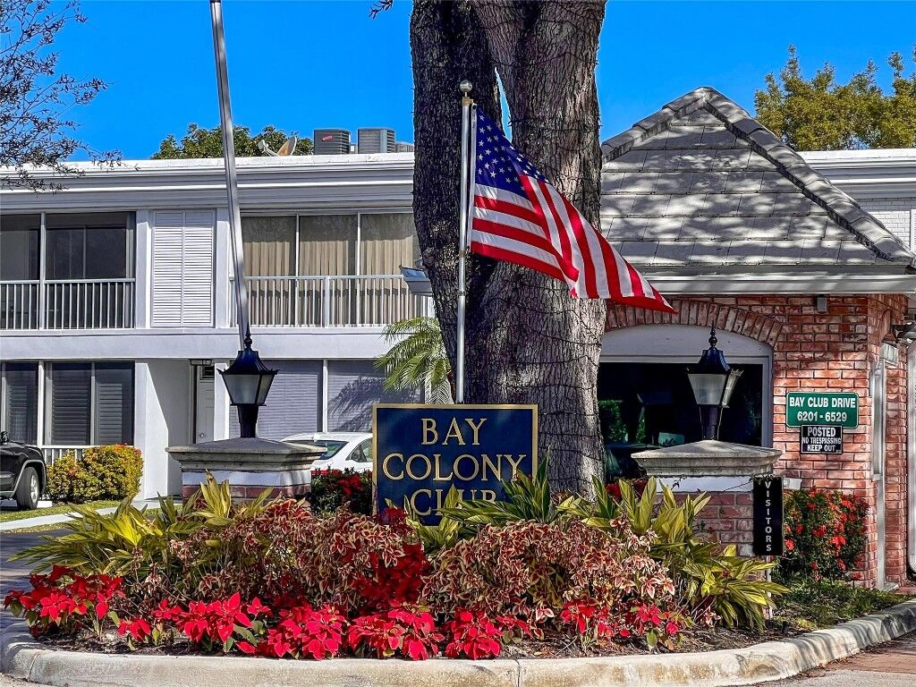 Property Photo:  6239 Bay Club Drive 1  FL 33308 