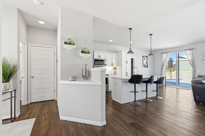 Property Photo: 516 Noble Oak Run WI 53593