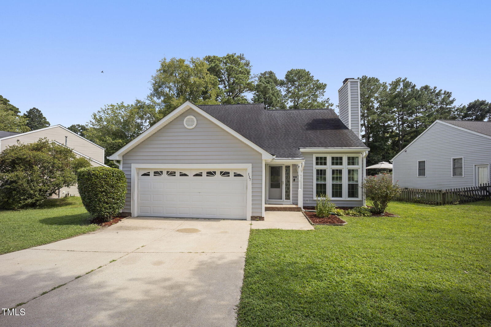Property Photo: 117 Stanway Drive NC 27545