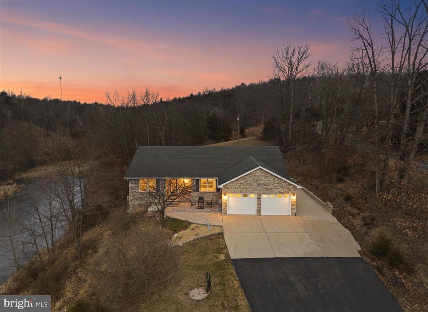 Property Photo:  3904 N Frederick Pike  VA 22603 