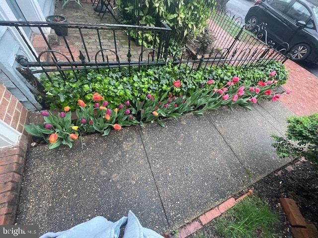 Property Photo:  237 10th Street SE  DC 20003 