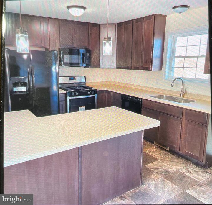 Property Photo:  717 Bethayres Street  DE 19952 