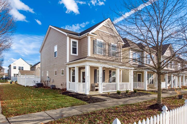 Property Photo: 6139 Rackley Way OH 43081