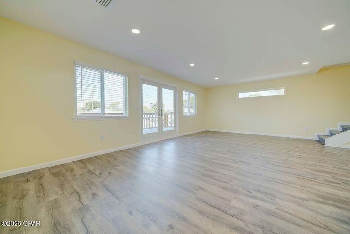 Property Photo:  6008 Sunset Avenue  FL 32408 