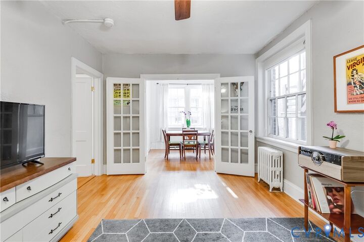 Property Photo:  2810 Kensington Avenue 9  VA 23221 