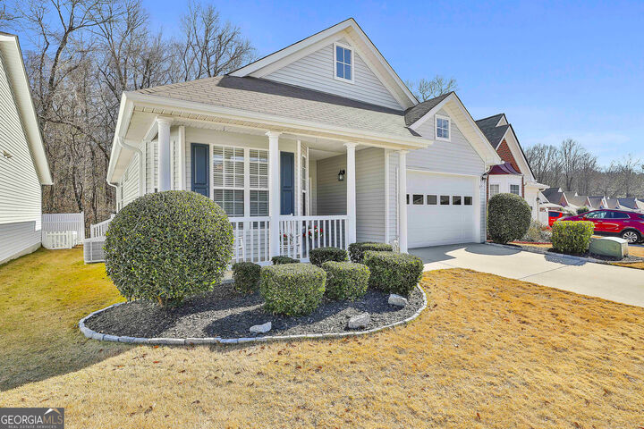 Property Photo:  2019 Village Park Drive  GA 30269 