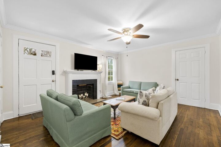 Property Photo: 120 E Wilburn Avenue SC 29611