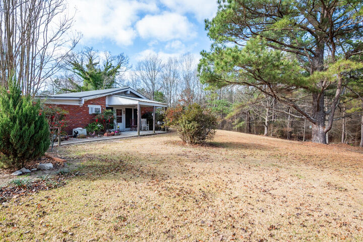 Property Photo:  284 Cc Wright Road  MS 39751 